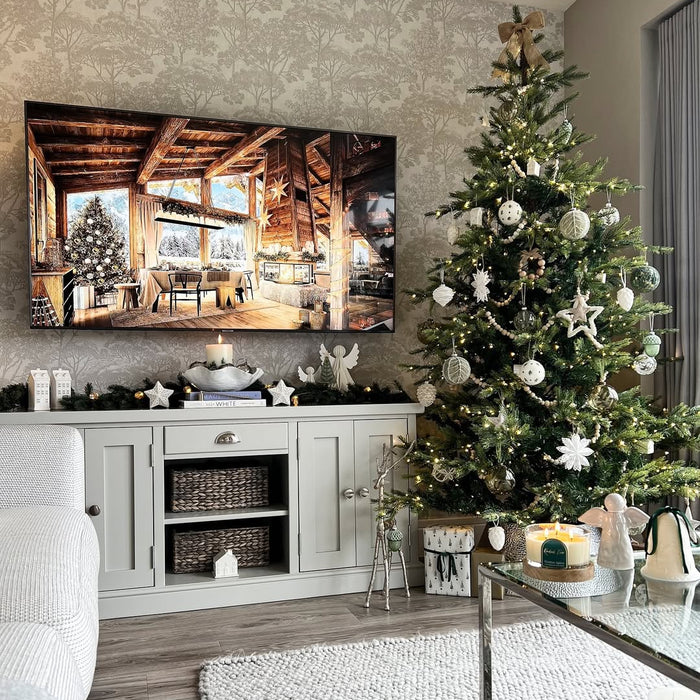 Holiday Furniture Makeover: Easy Christmas Decoration Tips